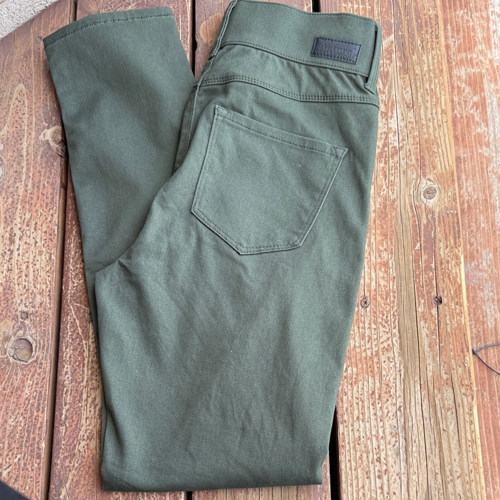 Natural Reflections Women's Olive Jeggins Ultra Stretch